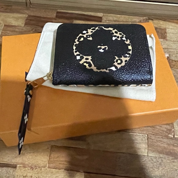 Louis Vuitton Zippy Coin Purse Giant Monogram Jungle Noir Limited Edition - Picture 6 of 9